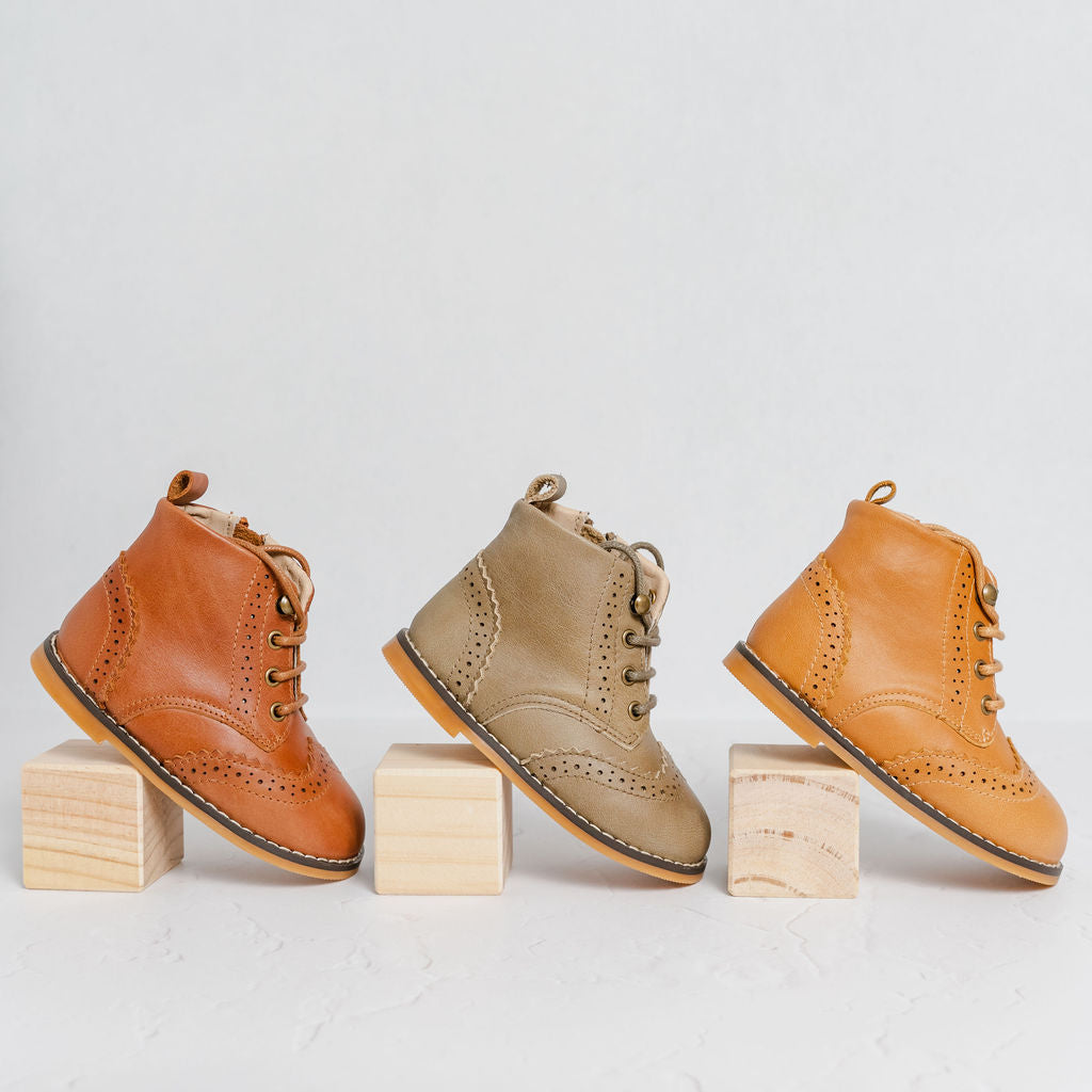 Brogue Boots - Toffee