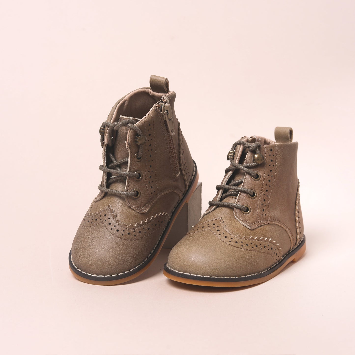 Brogue Boots - Olive